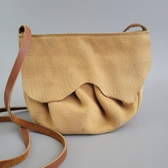 ReFind Originals Upcycled Leather Women's Designer Small Crossbody Purse - Picture 11 of 11